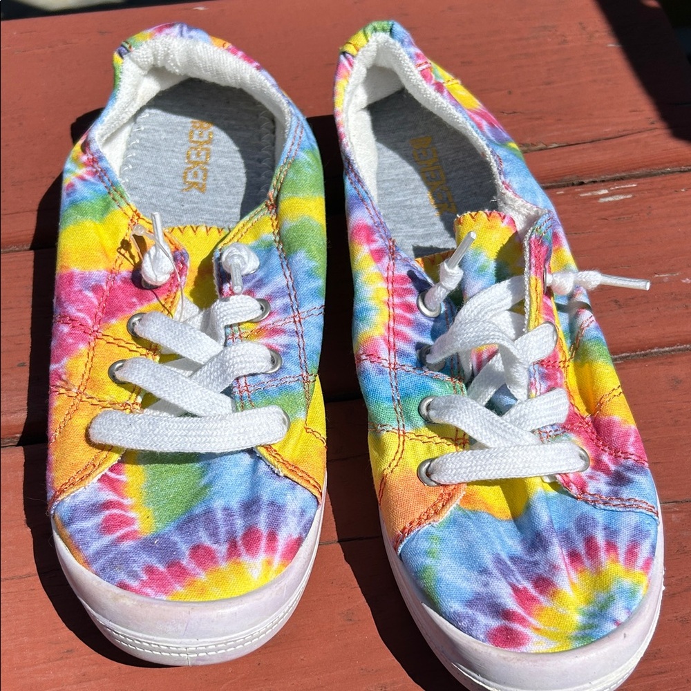 Tye- dye sneakers, women's